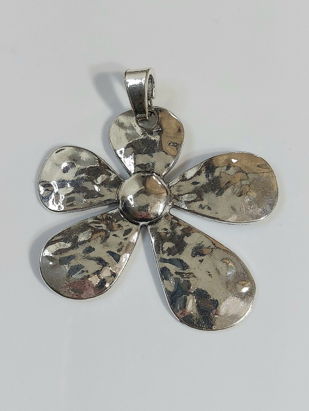 Hammered Flower Necklace Womens Jewelry Pendant in Silver